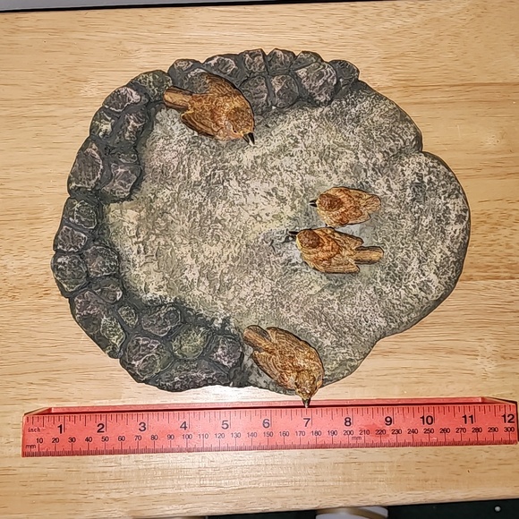 Bird bath with stone look ~12"x10" - Picture 2 of 7